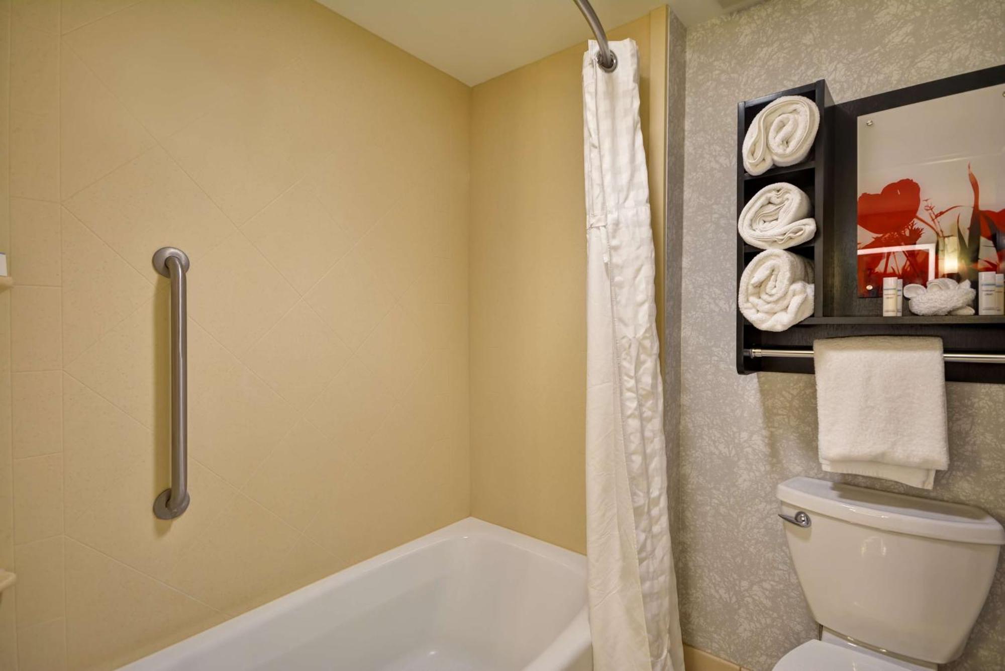 The Homewood Suites By Hilton Ithaca Exterior photo